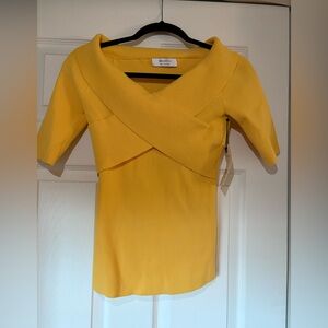 Bailey 44 Yellow Short Sleeve Sweater Top